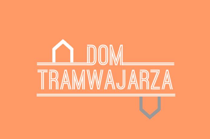 Grafika artykułu: na pomarańczowym tle logotyp Domu Tramwajarza. 