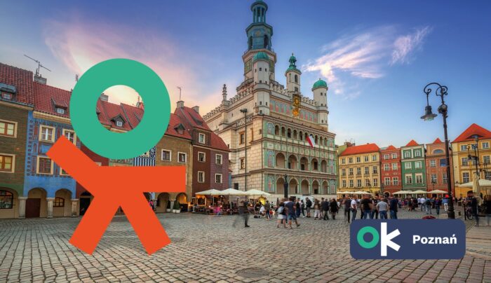 Grafika artykułu: na zdjęciu poznański Ratusz, na nim grafika: ludzik złożony z liter "OK".